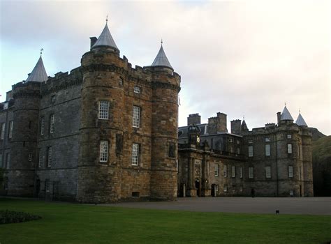 queen mary of scots castle